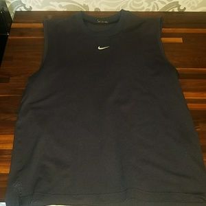 Nike sleeveless workout shirt